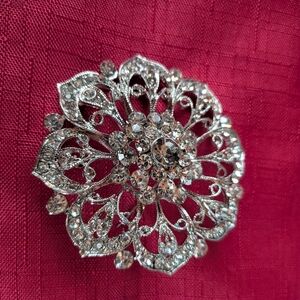 Elegant Silver Floral Brooch